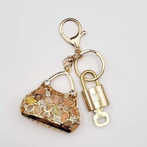 Authentic Louis Vuitton Lock & Key with unbranded Bagcharm, Keycharm, Keychain - Picture 1 of 7